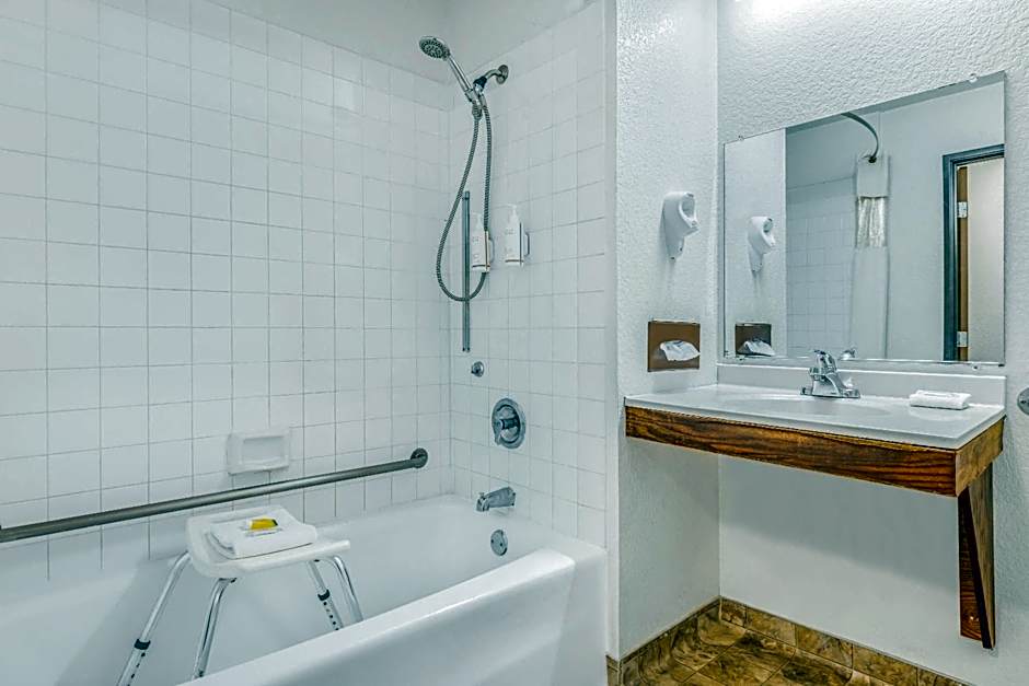 Super 8 by Wyndham Arcata