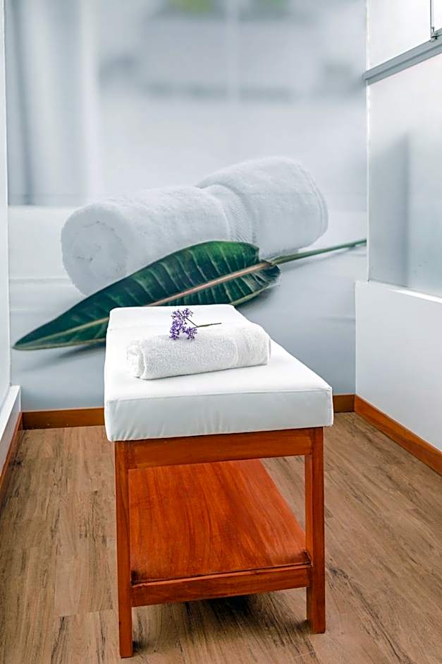 Costa del Sol Trujillo Centro