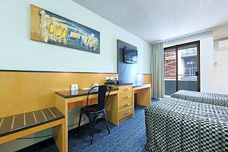 Superior Twin Studio Suite