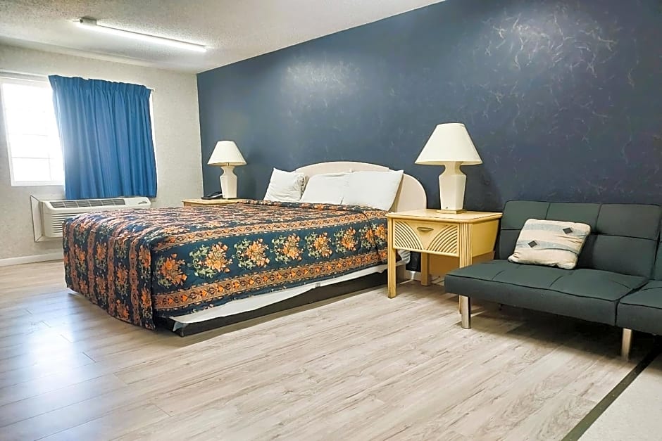 Studio Inn and Suites