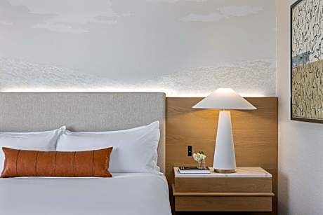 Premier King Room