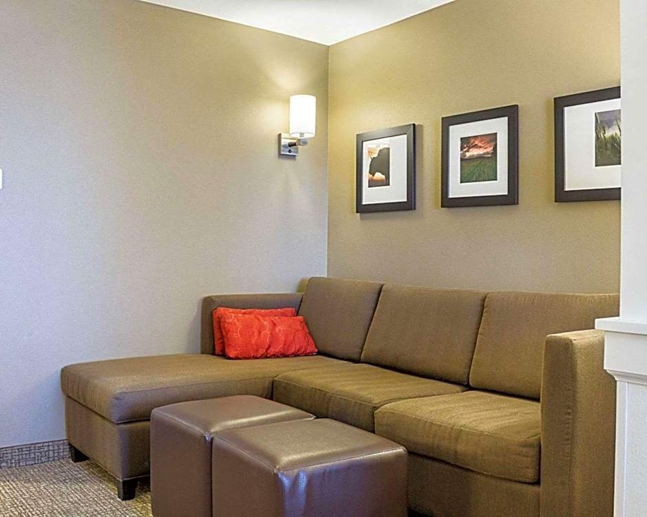 Comfort Suites Fargo Medical Center