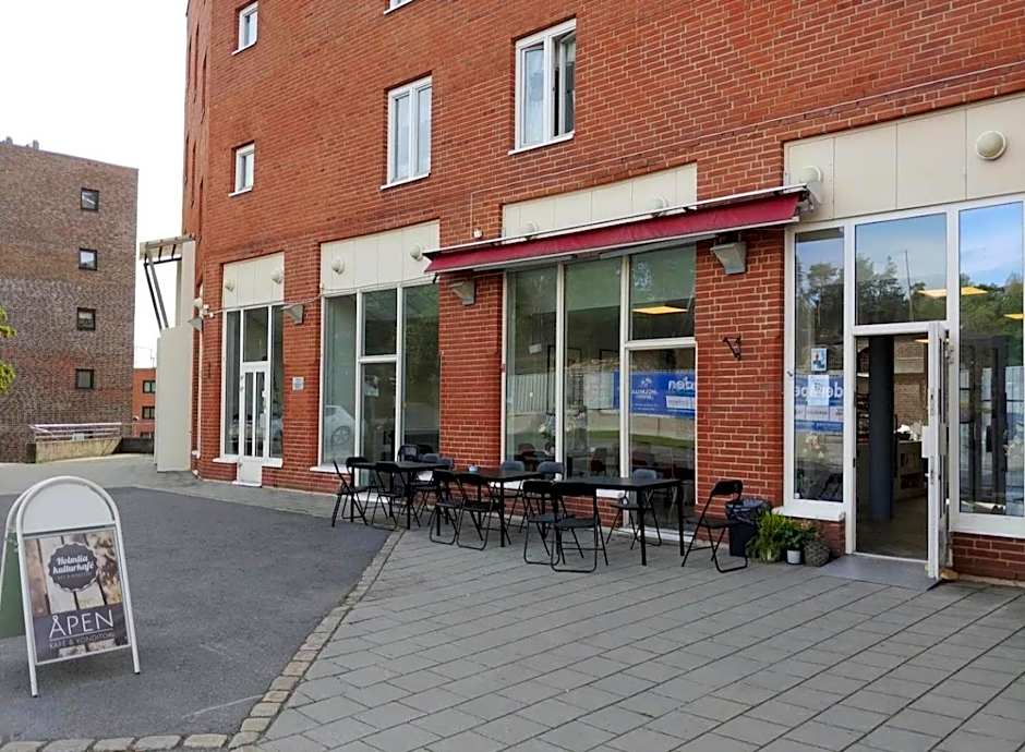 Bedroom in apartment 12 minutes to Oslo City by train