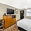 Best Western Plus Northwoods Inn