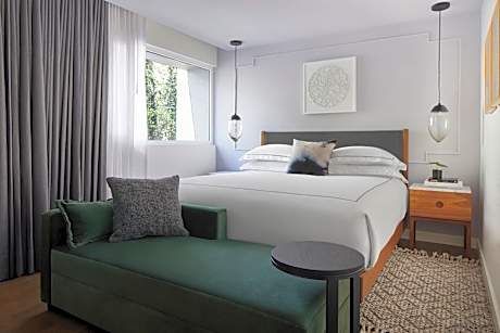 One-Bedroom Suite with Terrace - Atrium View