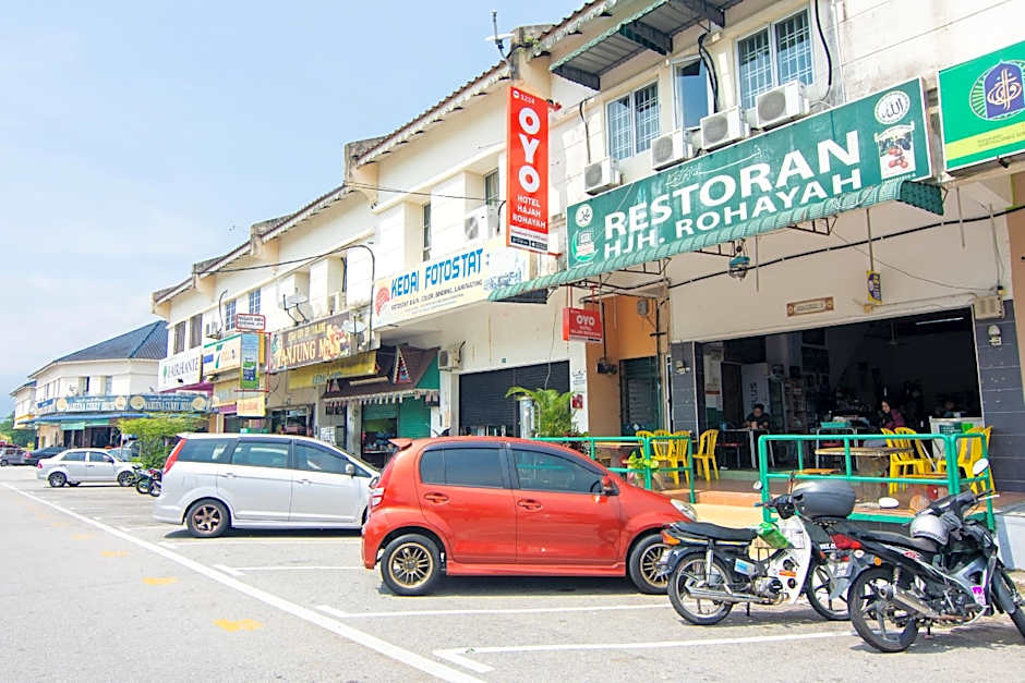 OYO 1224 Hotel Hajah Rohayah