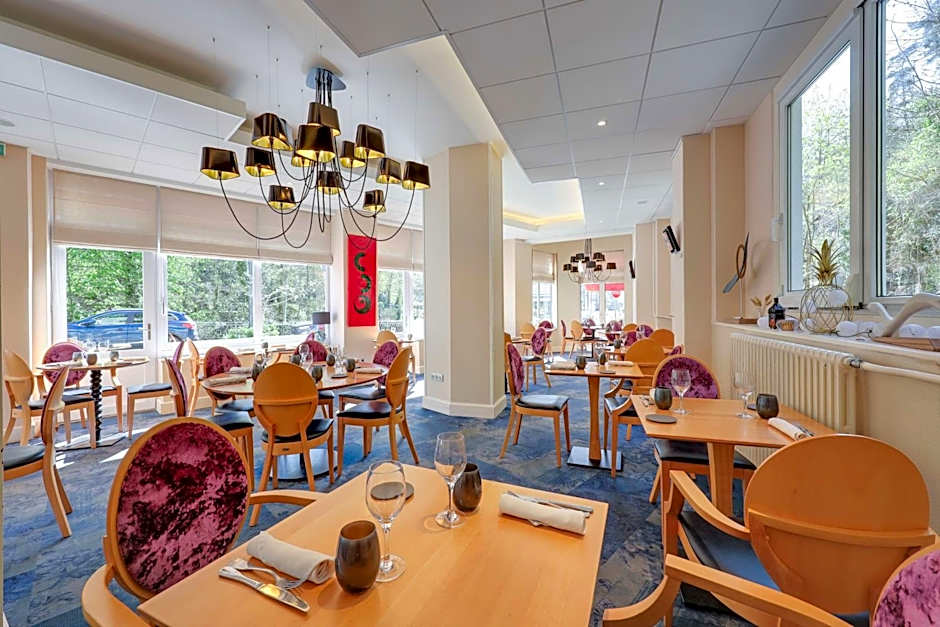 BRIT HOTEL & SPA Le Roc au Chien