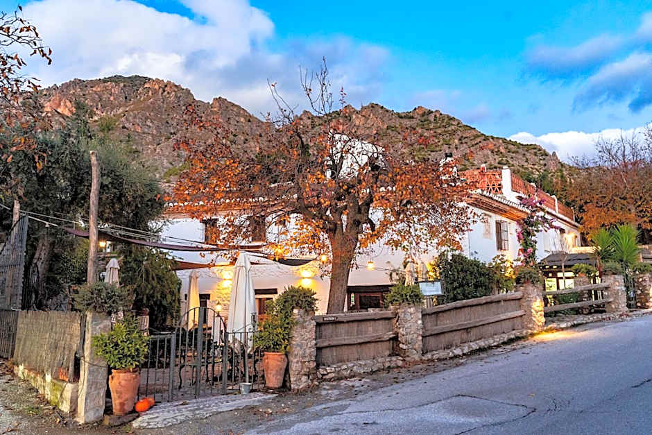 Hotel Rural Alqueria de los lentos