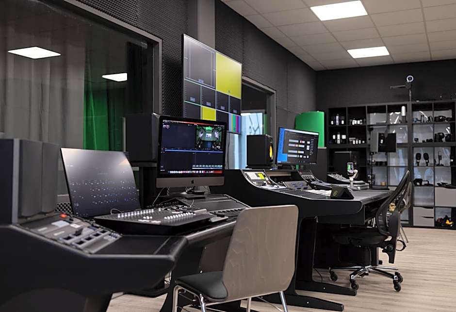 Globana Airport Hotel