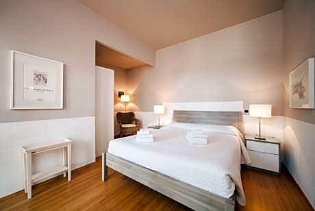 Economy Double Room with Sea View
