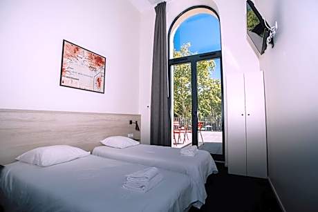 Twin Room with Private Bathroom