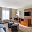 Comfort Inn & Suites St. Pete - Clearwater International Airport