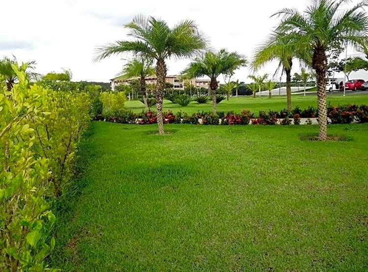 Lagoa Quente Flat Service -512B