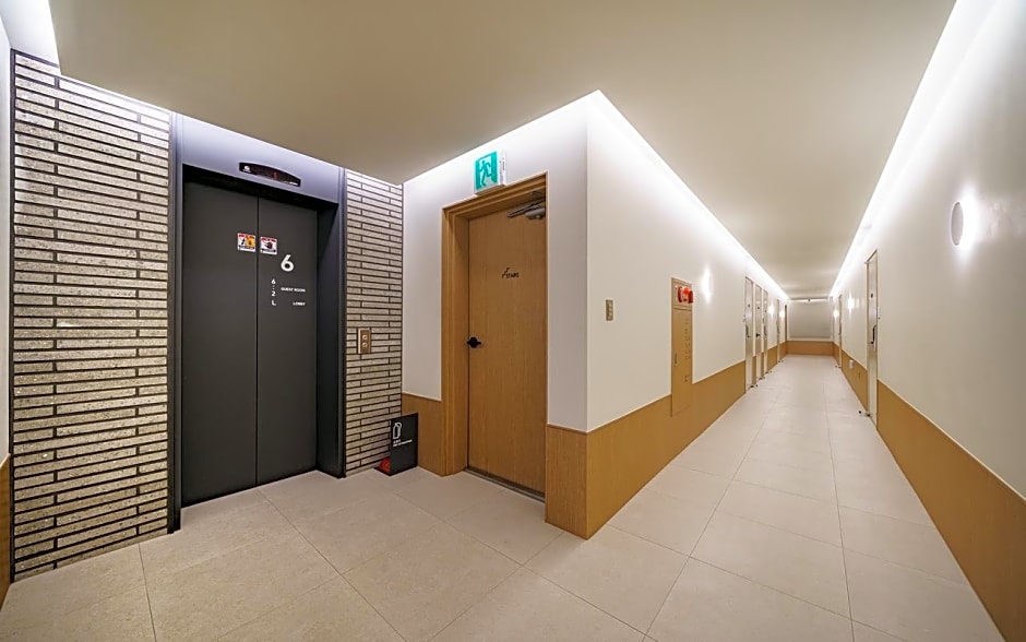 Brown Dot Gangneung Gyeongpo