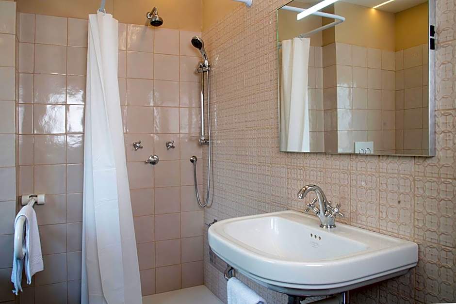 Albergo Ristorante Bucaneve