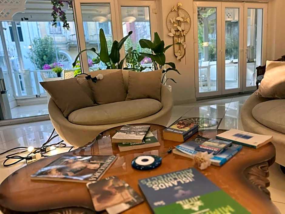 hi HOTEL IVY BÜYÜKADA