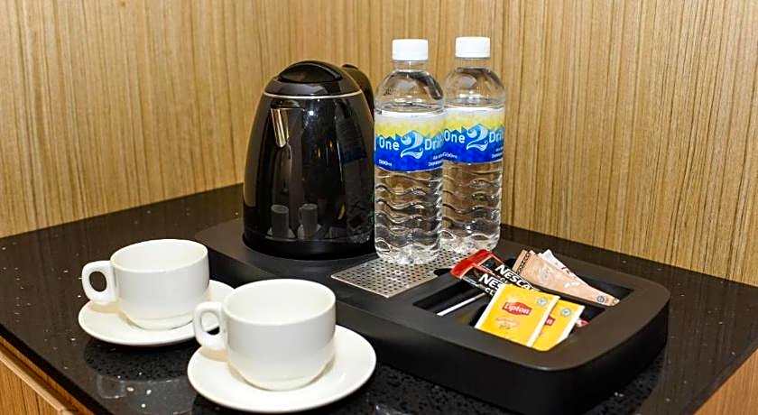 Hotel Holmes Gelang Patah