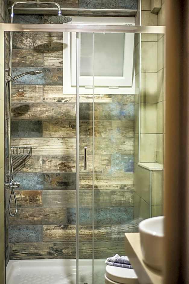 Stefania Studios by Estia