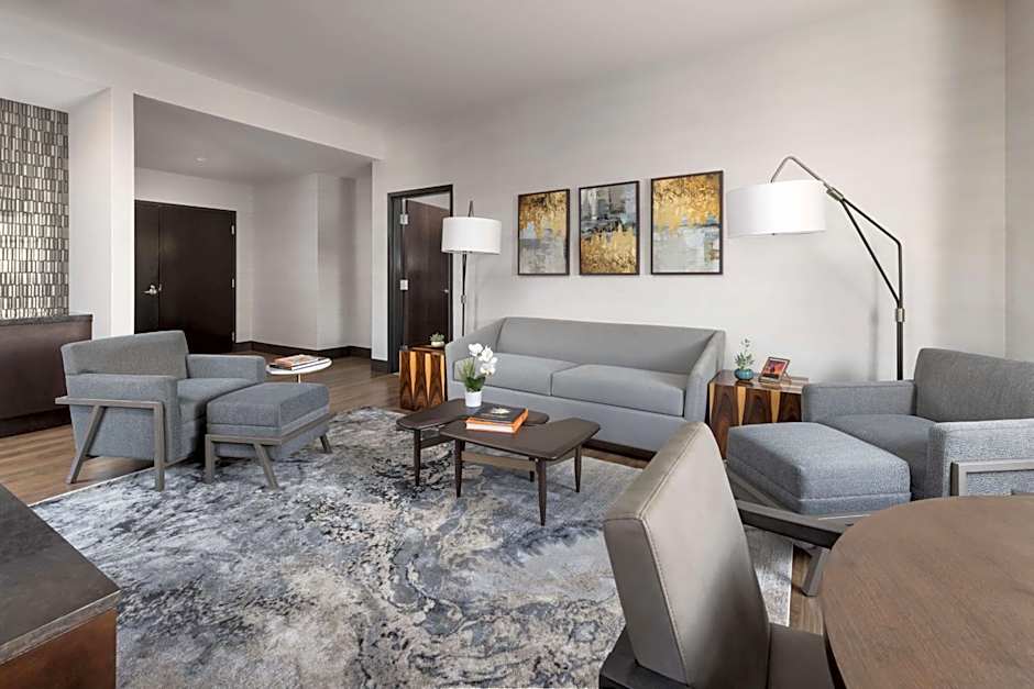 DoubleTree by Hilton Tucson Downtown Convention Center, AZ