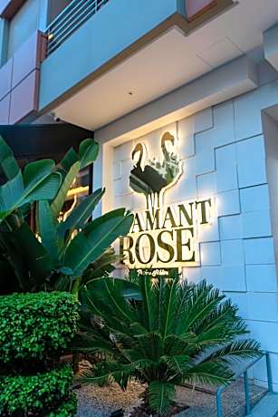 Flamant Rose Appart Hotel