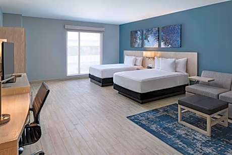 Double Room with Two Double Beds - Disability Access