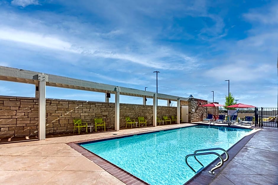 Home2 Suites by Hilton Midland East