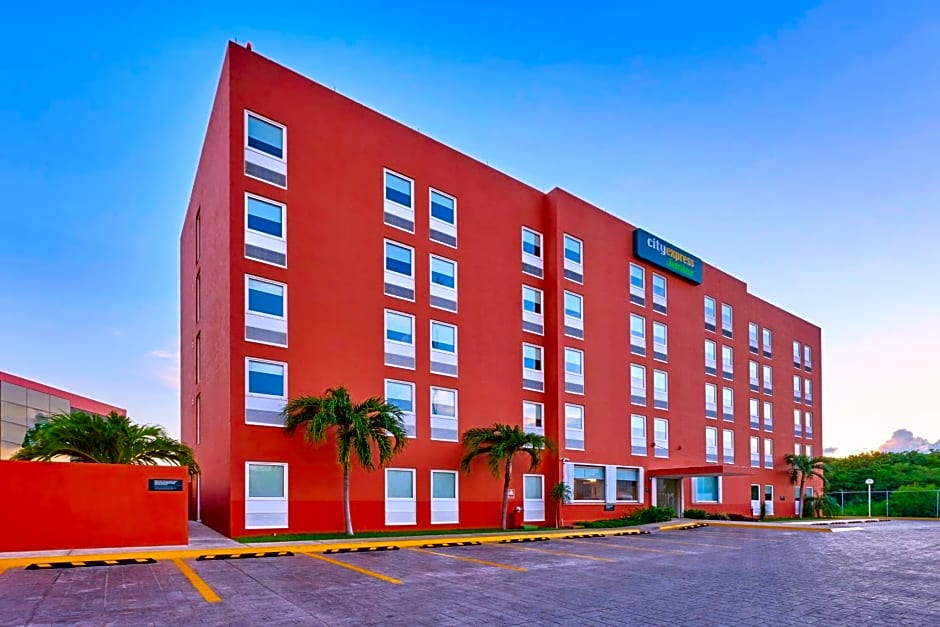 City Express Junior by Marriott Cancun