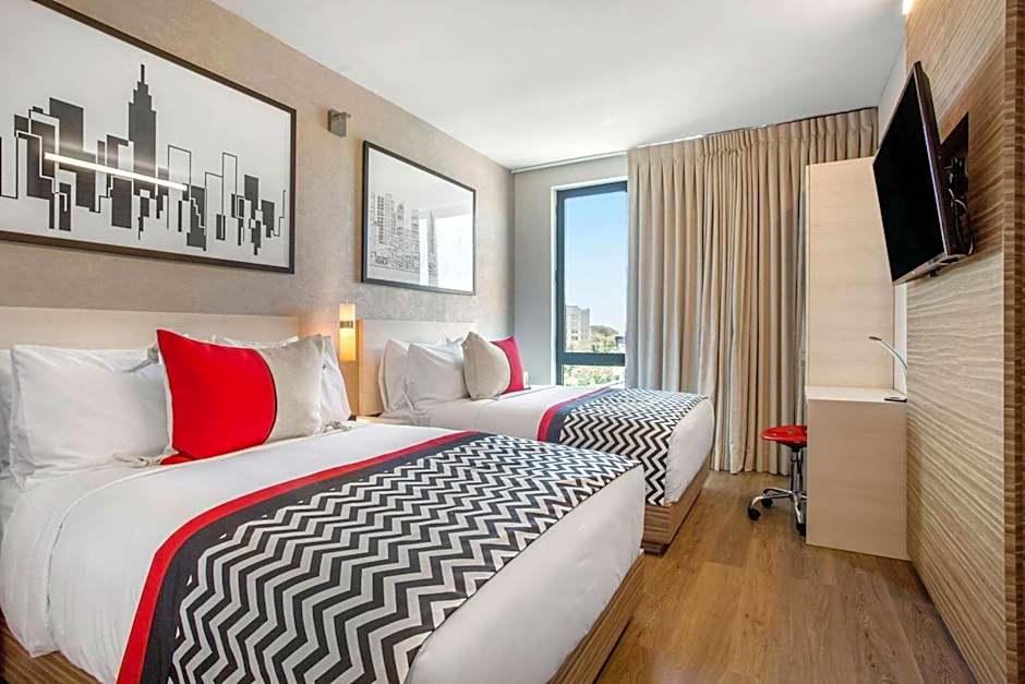Insignia Hotel Brooklyn, Ascend Hotel Collection