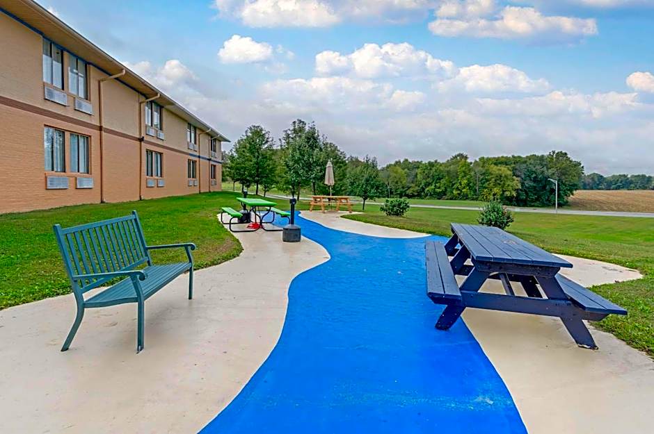 Clarion Pointe Jasper