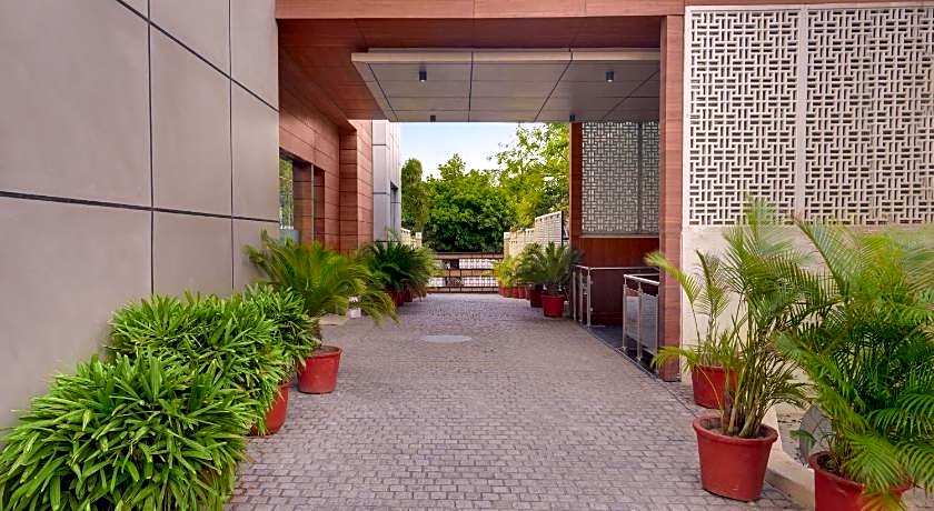 Nio By Tarika, Sector-1, Noida