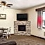 Ramada by Wyndham Richland Center