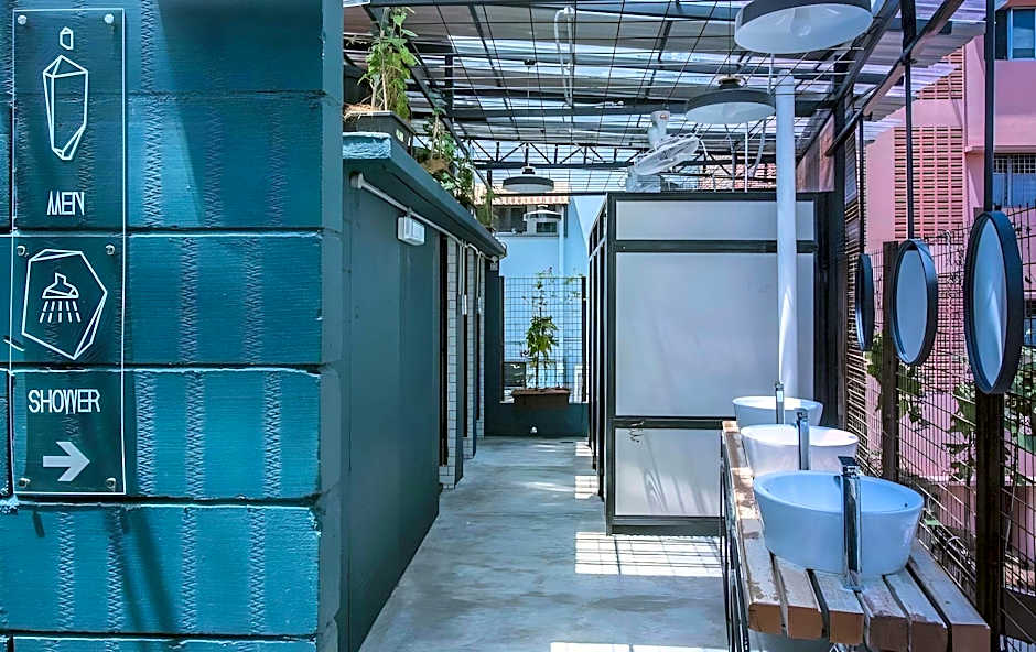 The Brownstone Hostel & Space