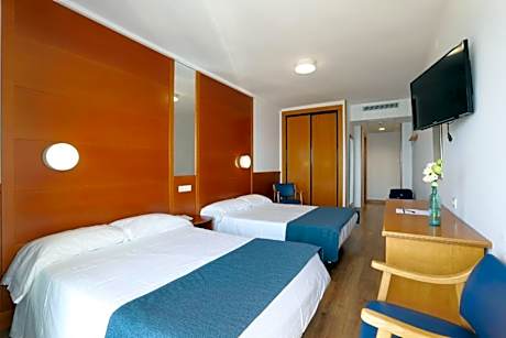 Superior Double Room (4 Adults)