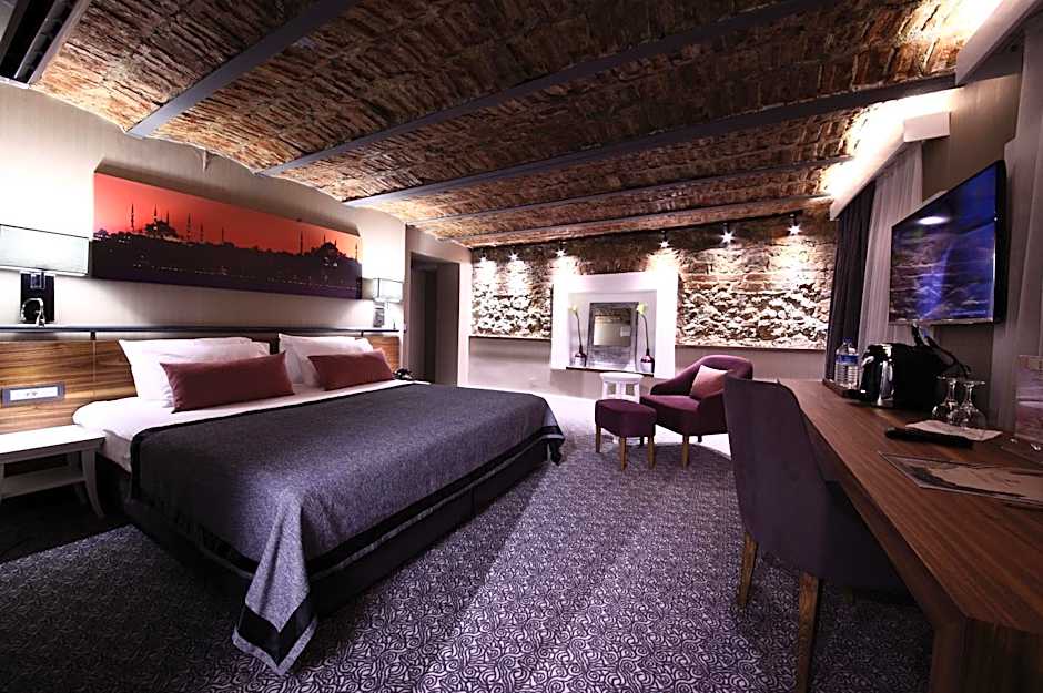 Montania Special Class Hotel