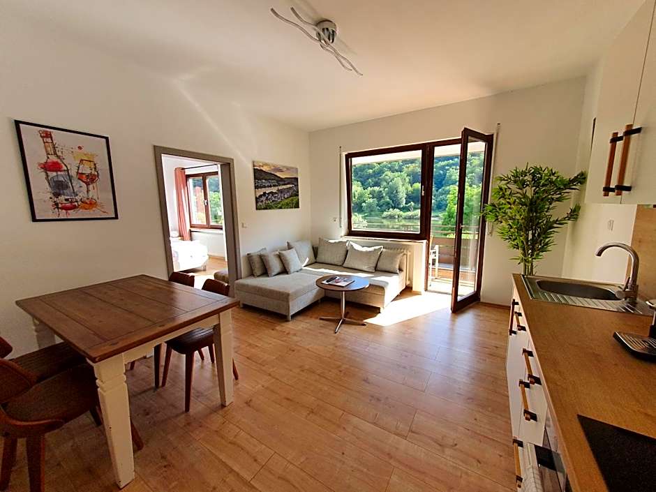 Römerstube Apartments & rooms