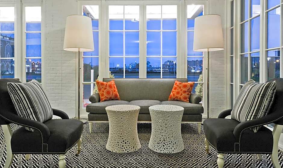 Berkeley Oceanfront Hotel