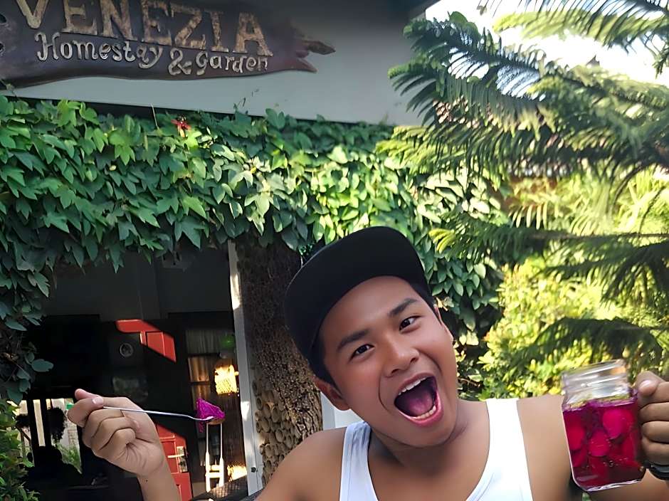 Venezia Homestay and Garden                                                                     