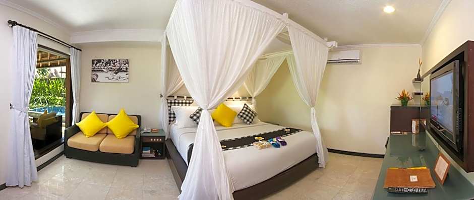 Legian Beach Hotel