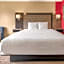 Ramada by Wyndham Minneapolis Golden Valley