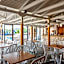 Village Inn Studios & Family Apartments