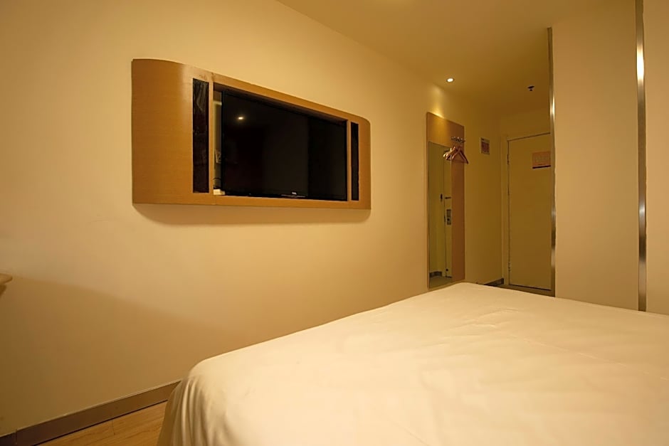 7 Days Inn  Shenyang Railway Station Zhongshan Square