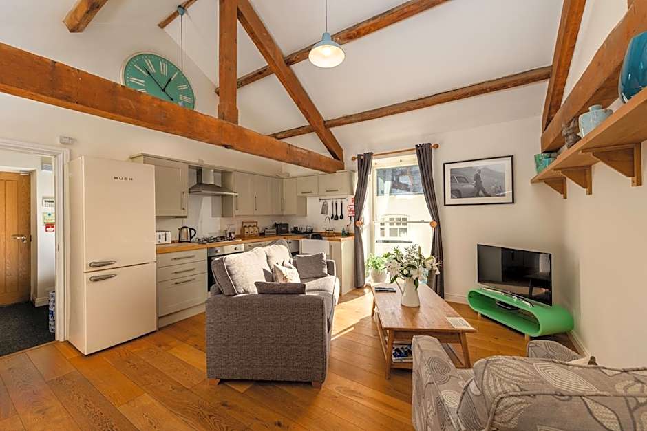 The Hare and Hounds, Levens