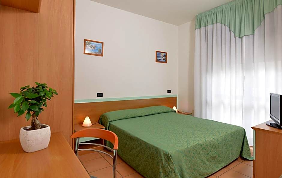 Hotel Etna