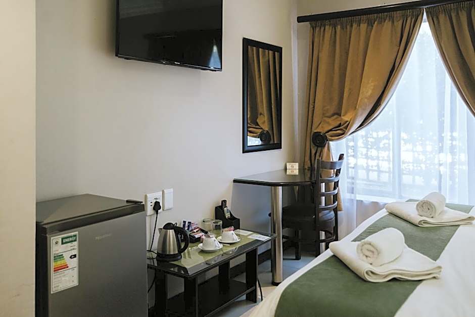 Le Grand Chateau Hotel