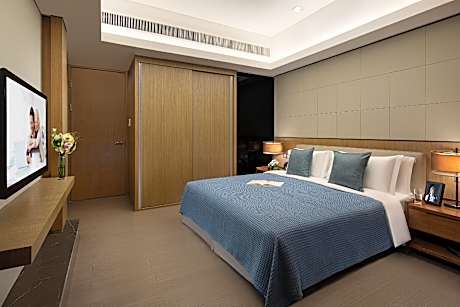 1-Bedroom Premier
