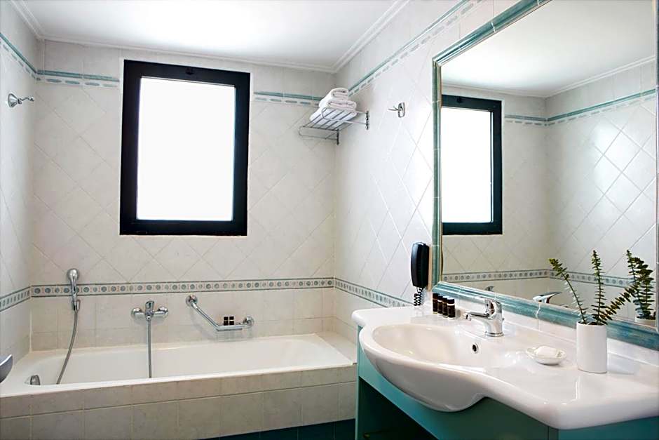 Ramada by Wyndham, Athens Club Attica Riviera