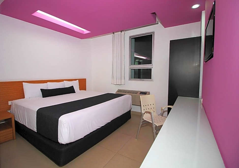 Nu Hotel