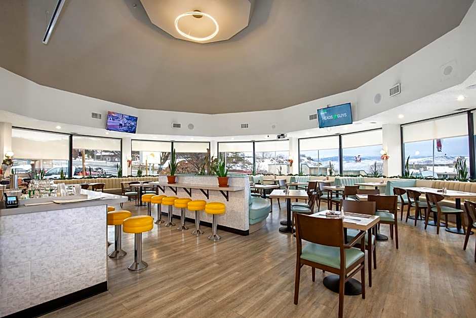 Ramada by Wyndham Kamloops