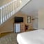 Econo Lodge Inn & Suites