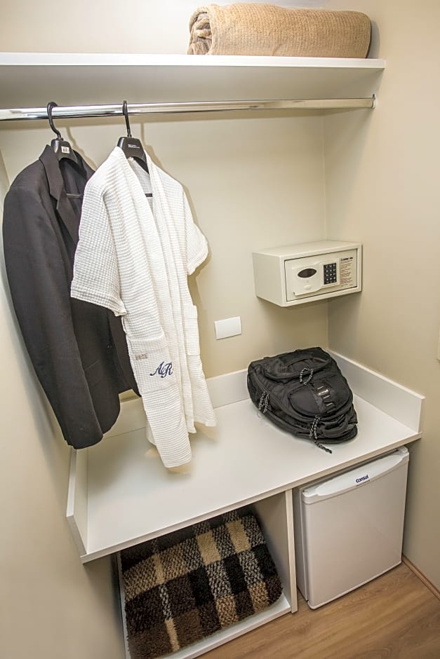 Alta Reggia Plaza Hotel